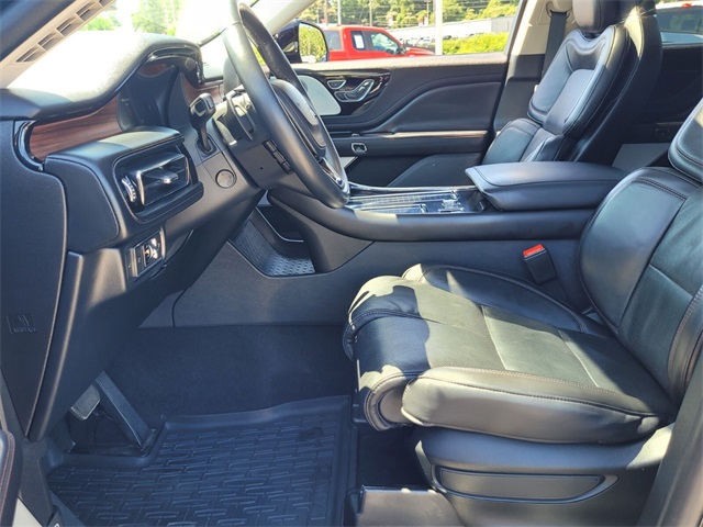 2022 Lincoln Aviator Reserve Image 13 of 31