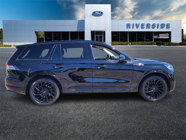 2022 Lincoln Aviator Reserve Image 4 of 31