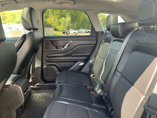 2022 Lincoln Corsair Reserve Image 14 of 36