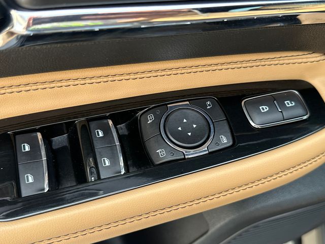 2022 Lincoln Corsair Reserve Image 28 of 33