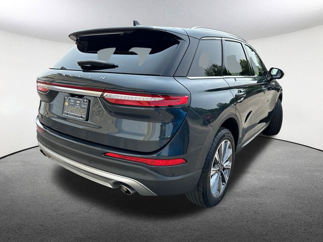 2022 Lincoln Corsair Reserve Image 7 of 33