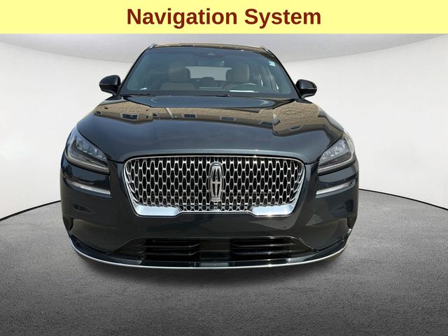 2022 Lincoln Corsair Reserve Image 2 of 33