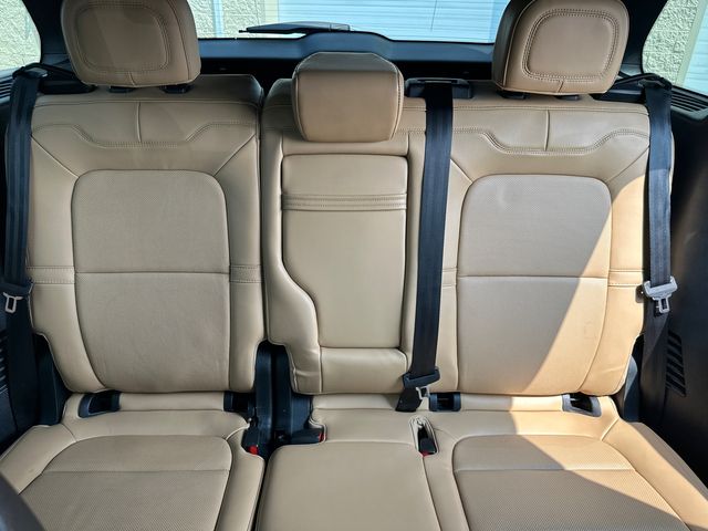 2022 Lincoln Corsair Reserve Image 15 of 33