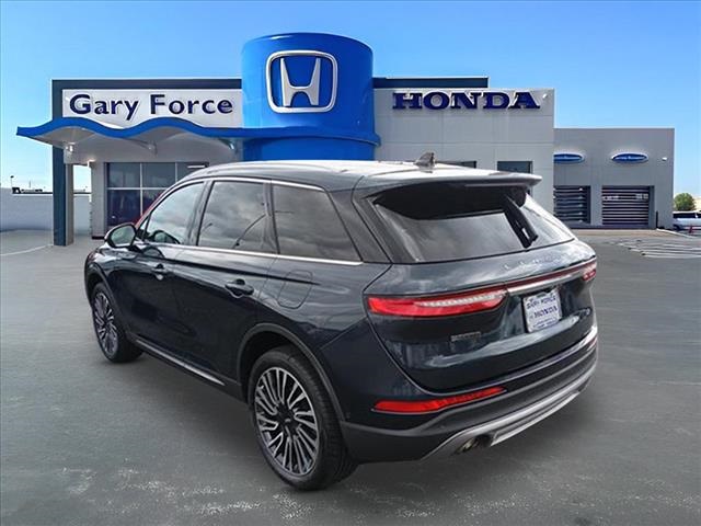 2022 Lincoln Corsair Reserve Image 5 of 29