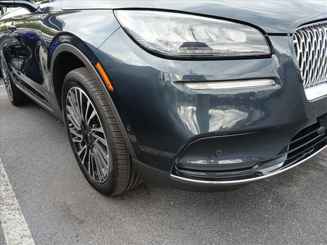 2022 Lincoln Corsair Reserve Image 3 of 29