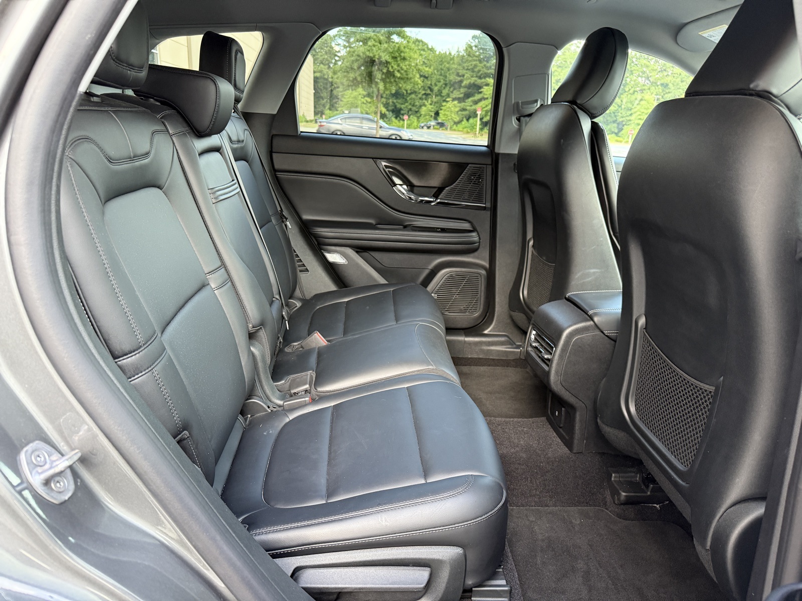 2022 Lincoln Corsair Standard Image 24 of 50