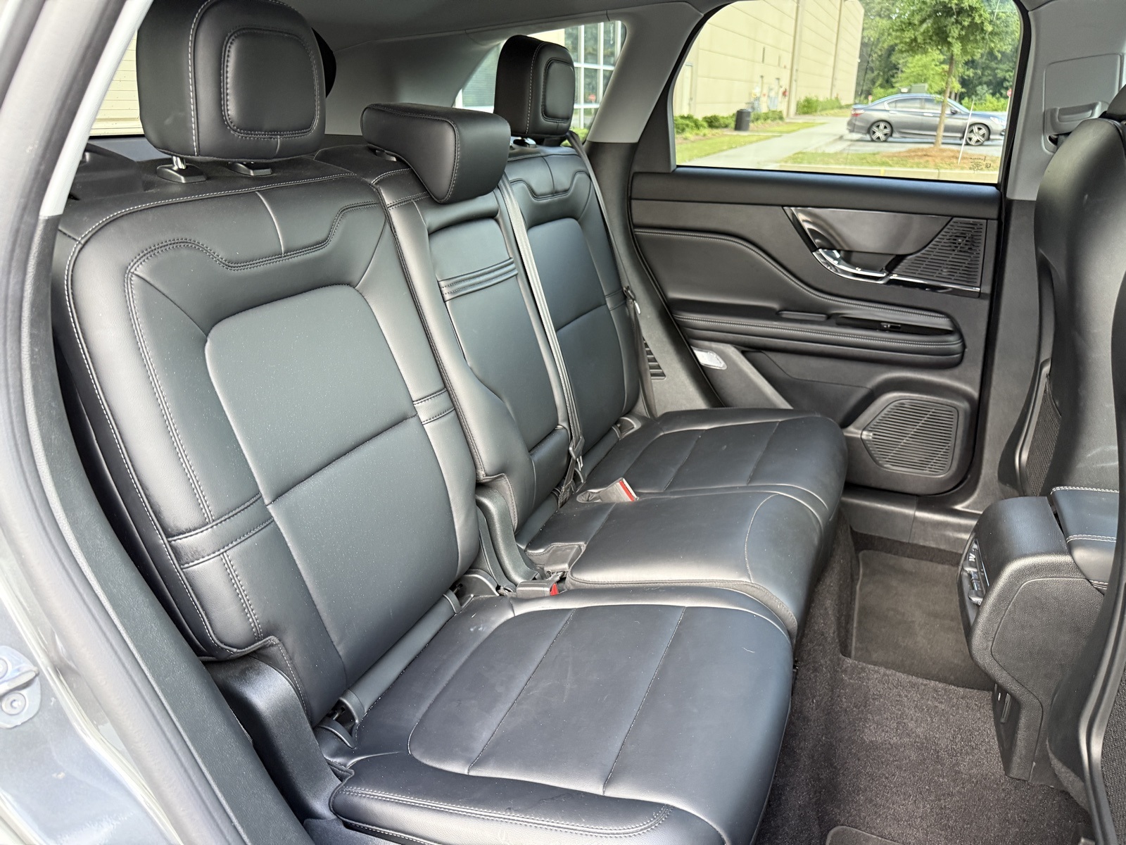 2022 Lincoln Corsair Standard Image 23 of 50