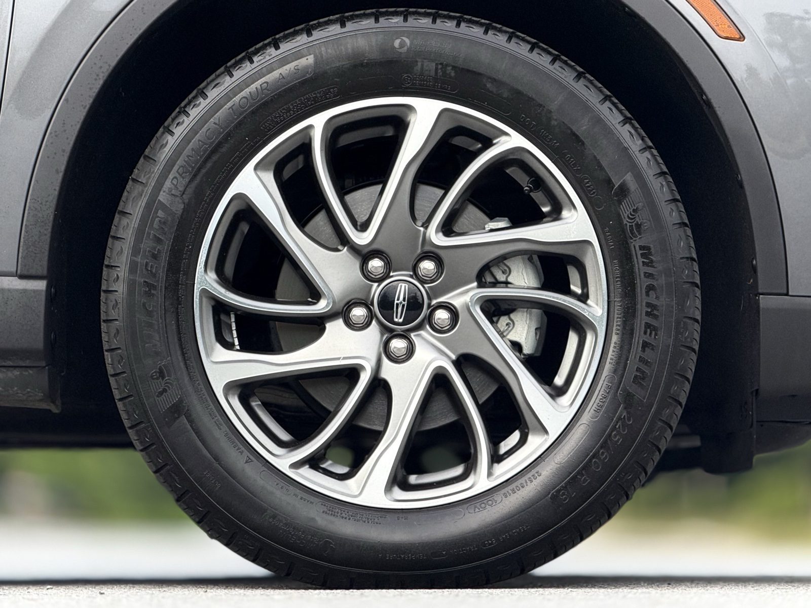 2022 Lincoln Corsair Standard Image 17 of 50