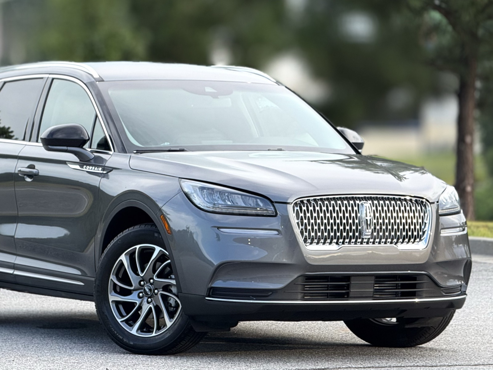 2022 Lincoln Corsair Standard Image 6 of 50