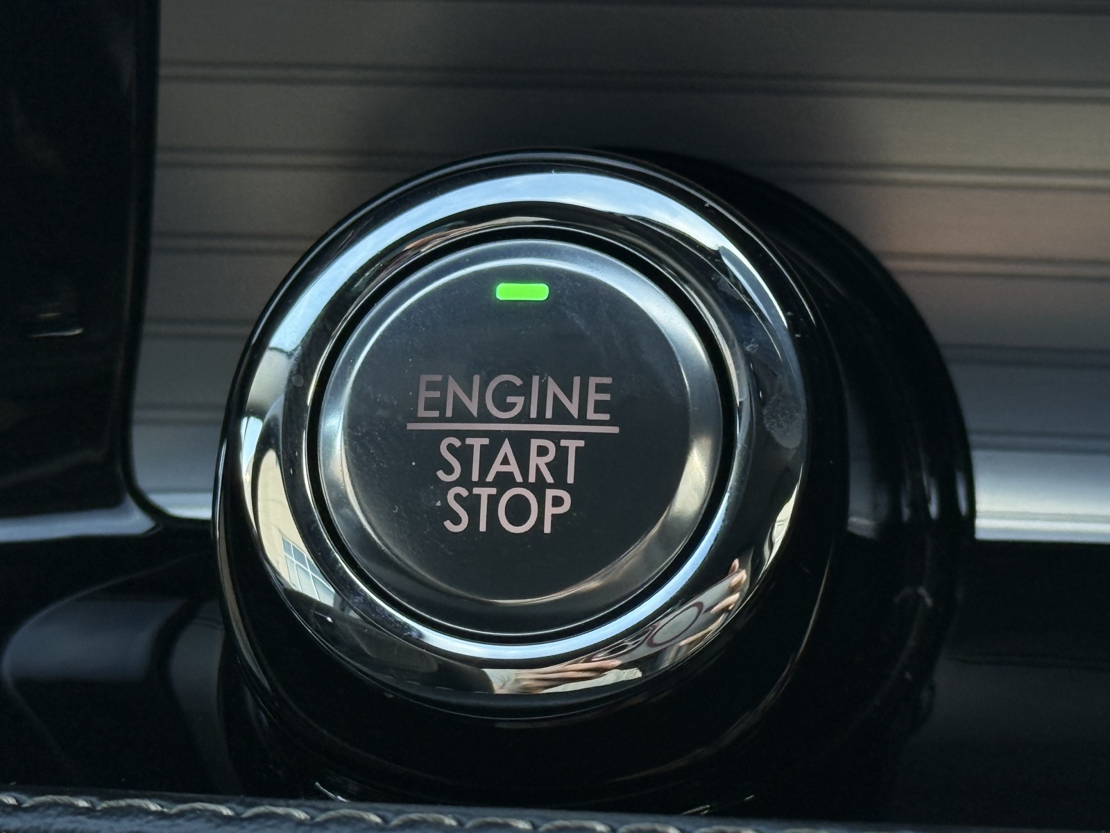 2022 Lincoln Corsair Standard Image 37 of 50