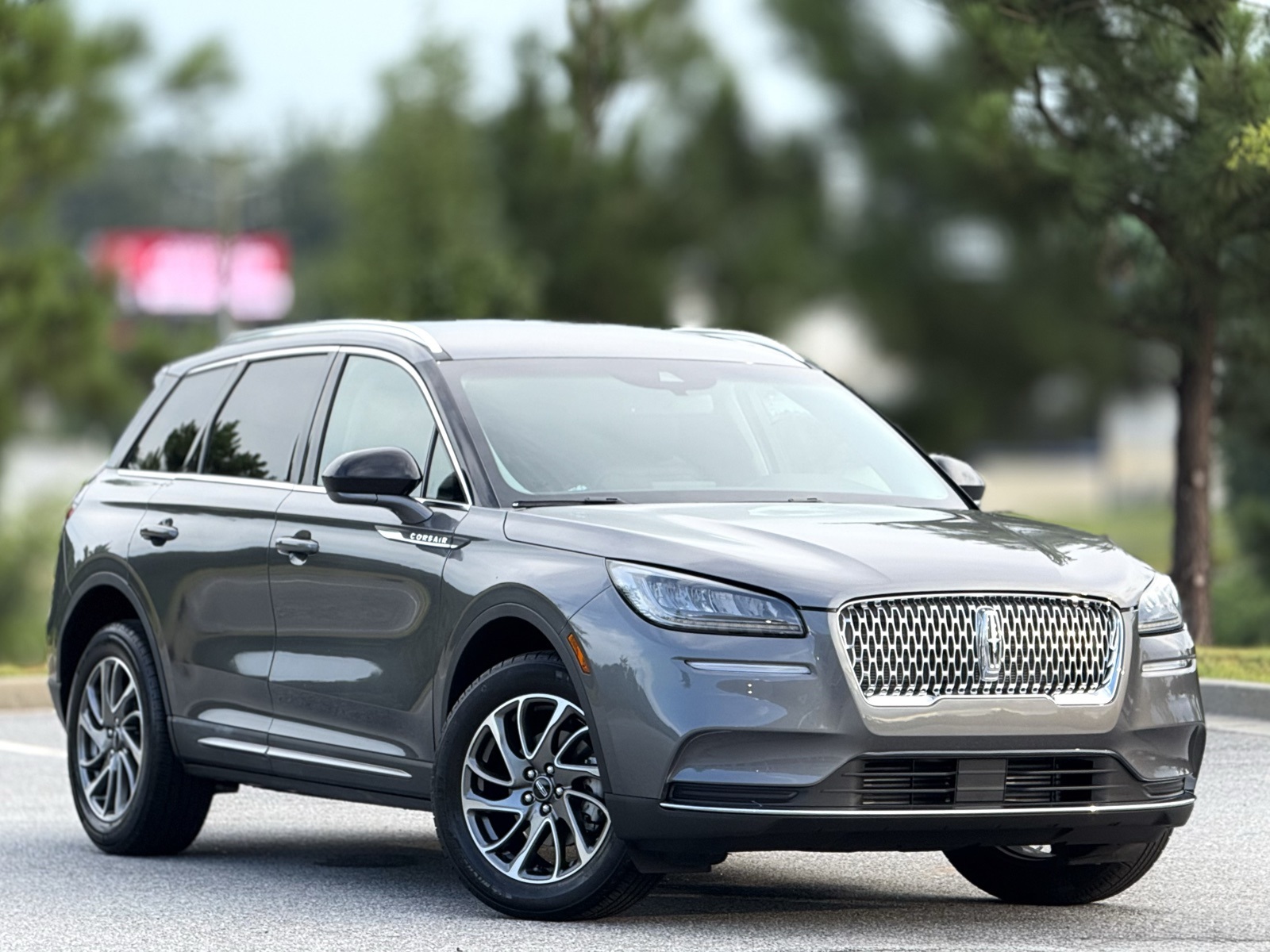 2022 Lincoln Corsair Standard Image 5 of 50