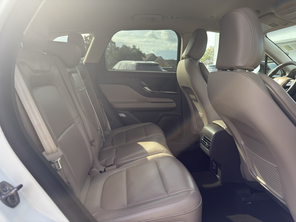 2022 Lincoln Corsair Standard Image 7 of 17