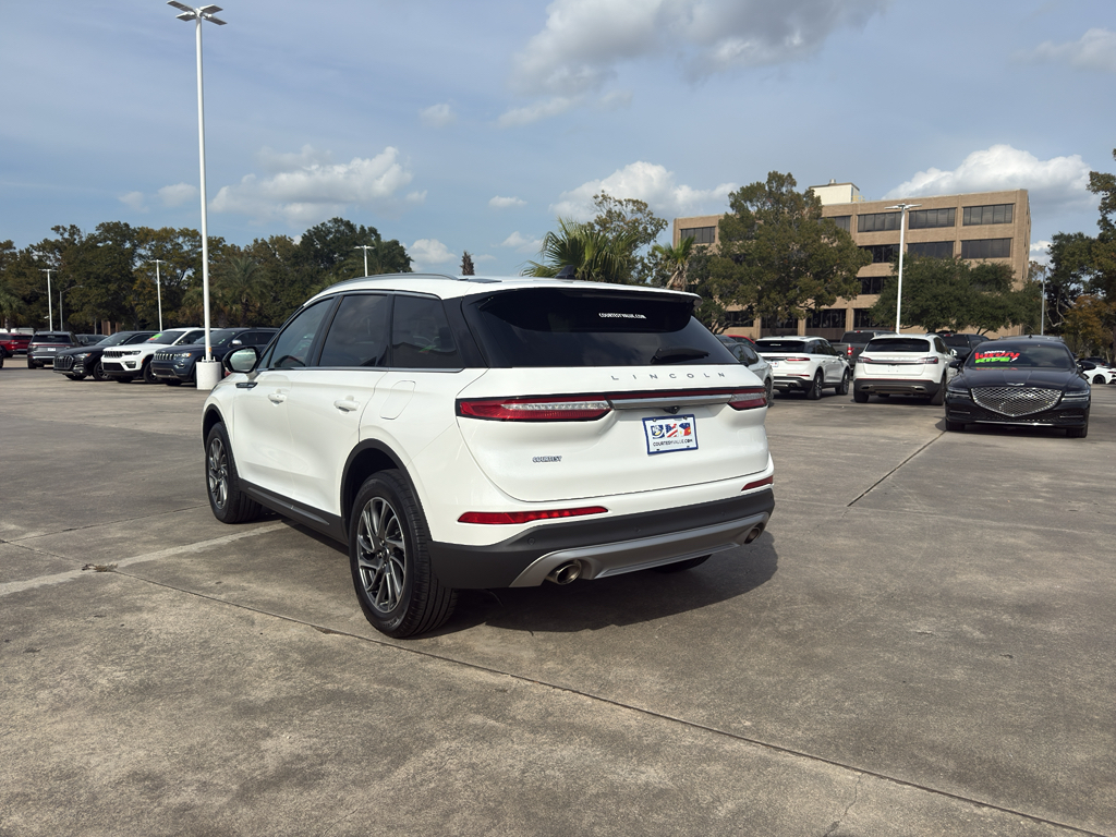 2022 Lincoln Corsair Standard Image 5 of 17