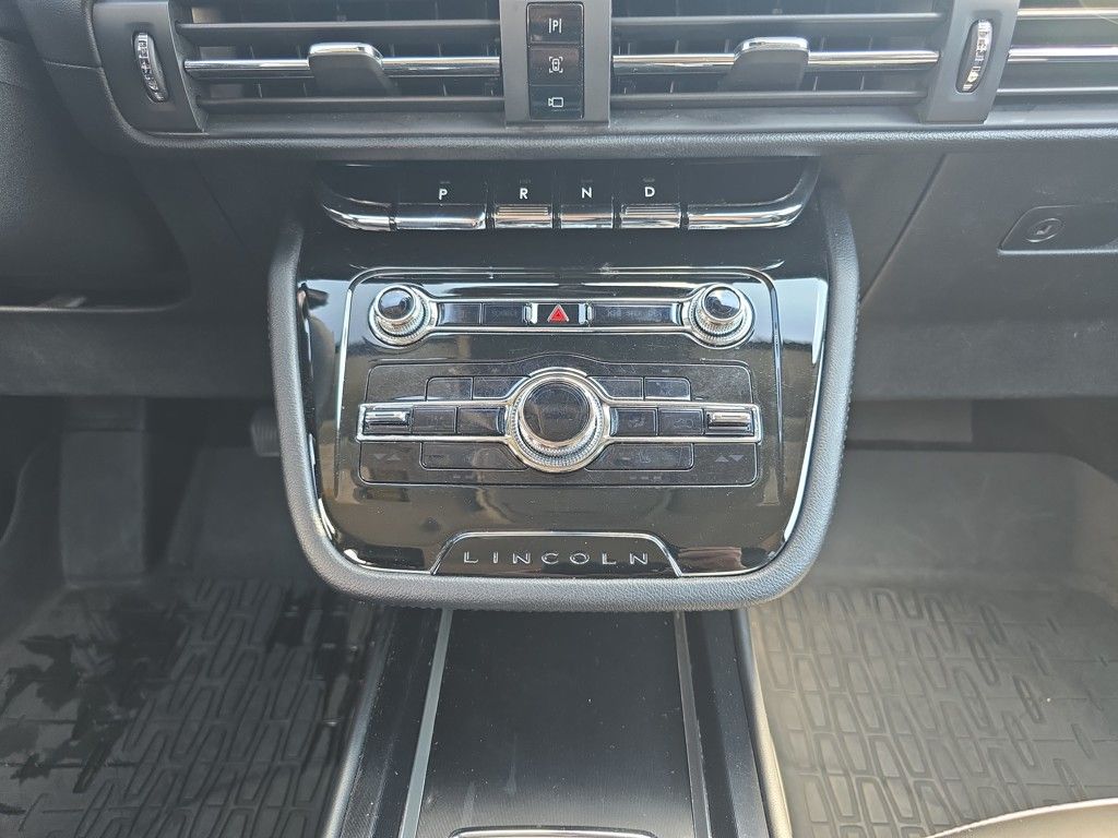 2022 Lincoln Corsair Standard Image 30 of 30