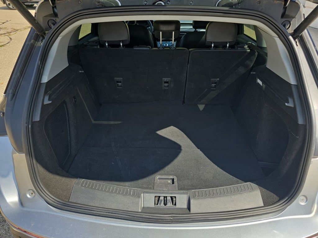 2022 Lincoln Corsair Standard Image 12 of 30