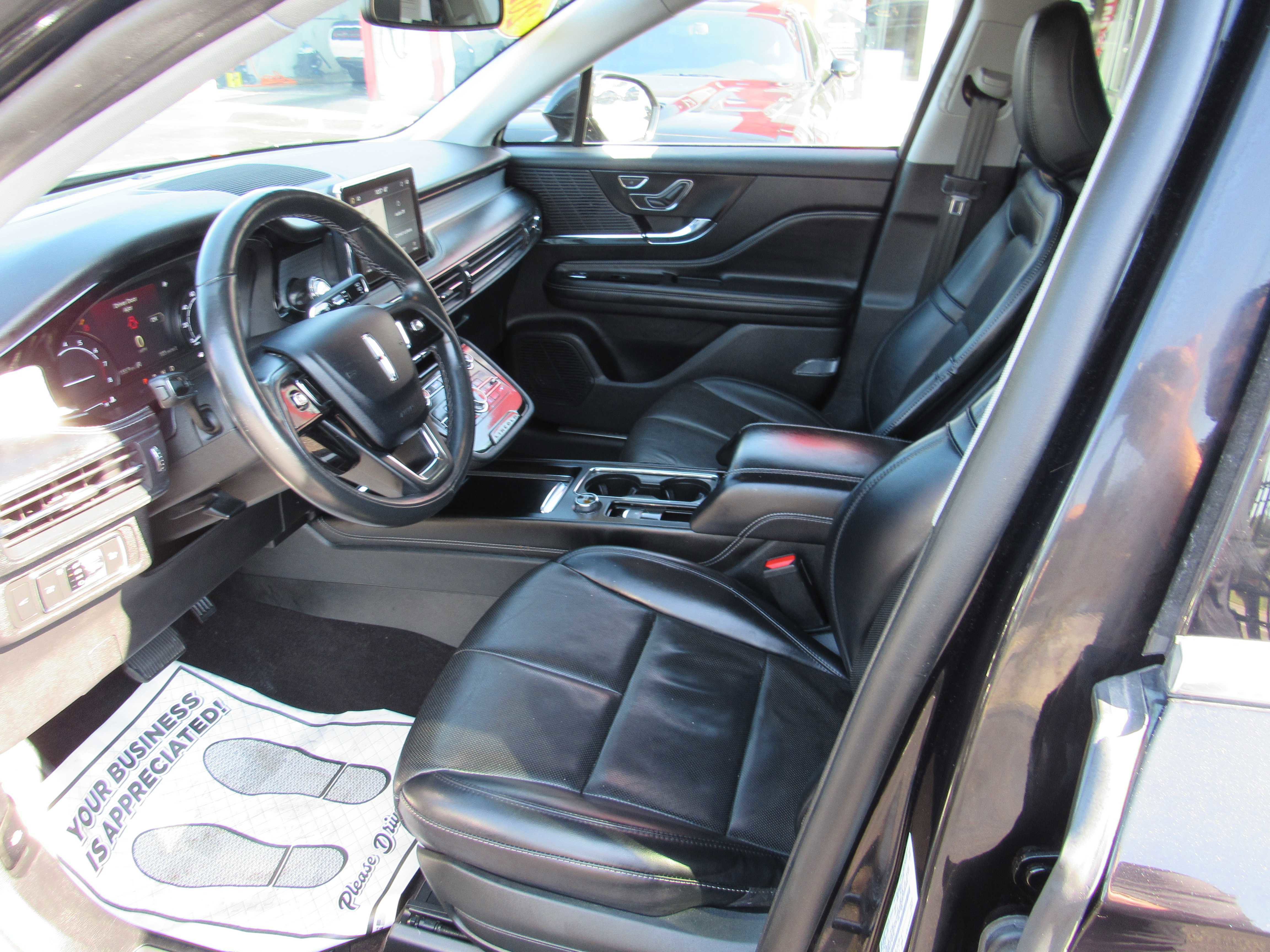 2022 Lincoln Corsair Standard Image 21 of 25