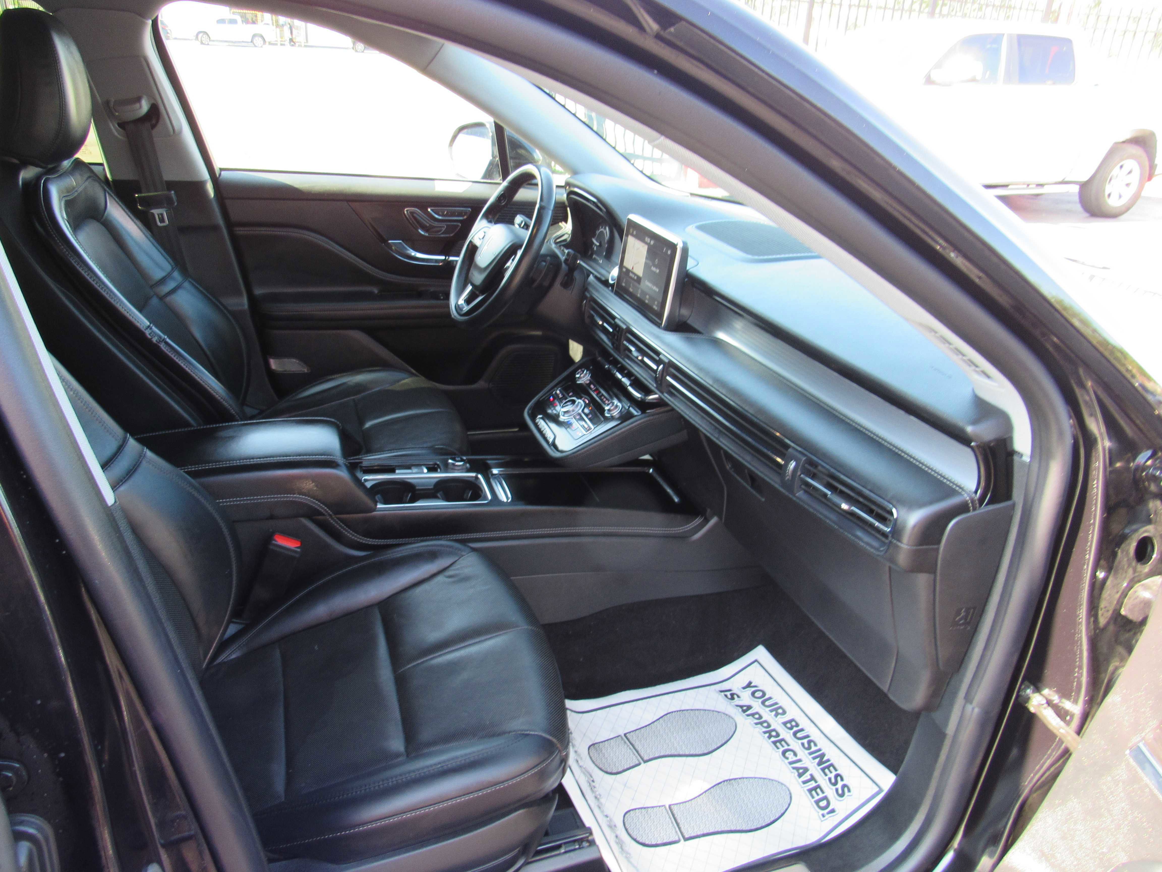 2022 Lincoln Corsair Standard Image 13 of 25