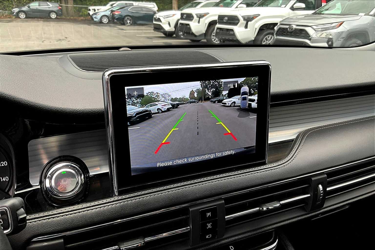 2022 Lincoln Corsair Standard Image 21 of 30