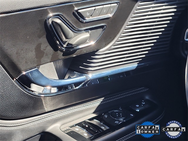 2022 Lincoln Corsair Standard Image 32 of 34