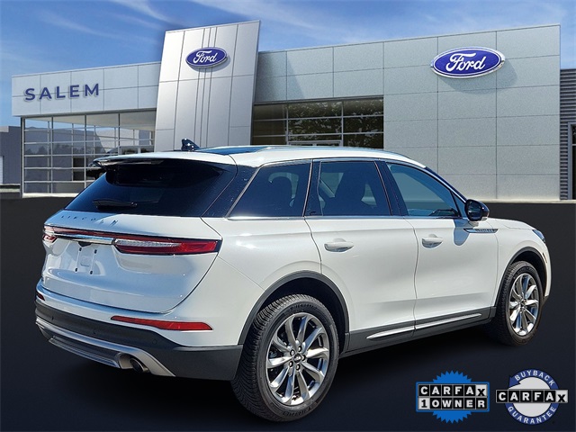 2022 Lincoln Corsair Standard Image 5 of 34