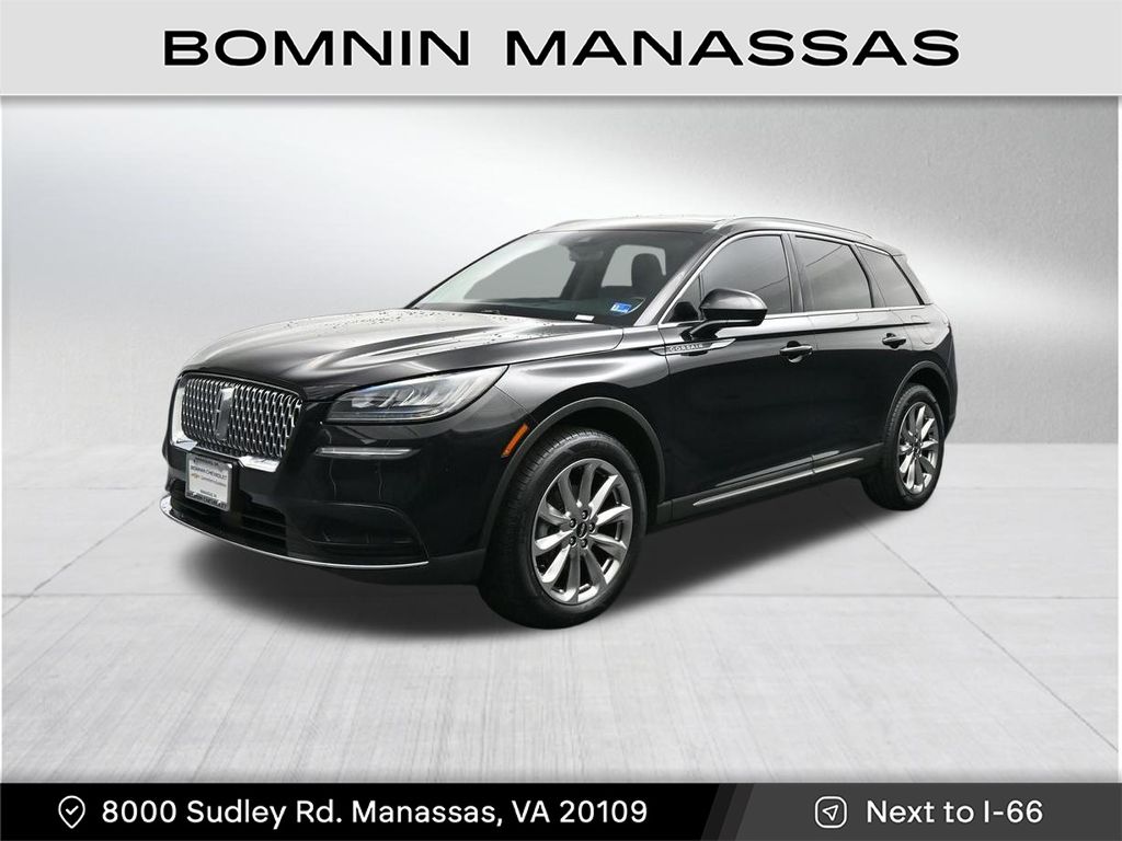 2022 Lincoln Corsair Standard Image 1 of 41