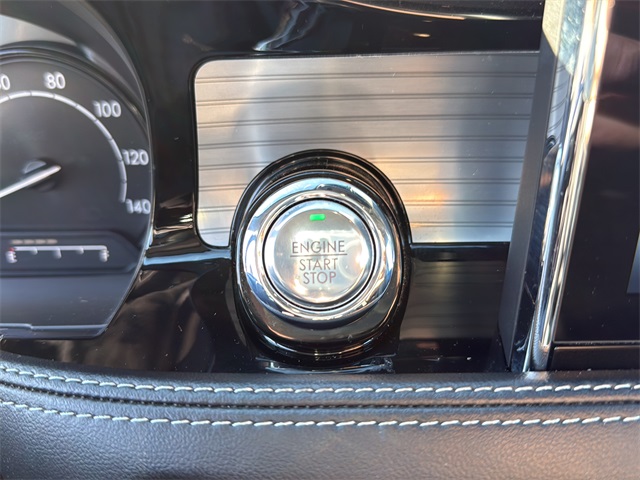 2022 Lincoln Corsair Standard Image 23 of 26