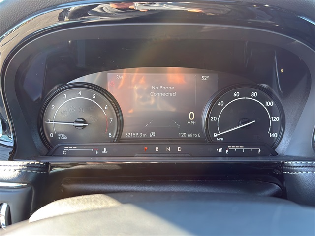 2022 Lincoln Corsair Standard Image 16 of 26