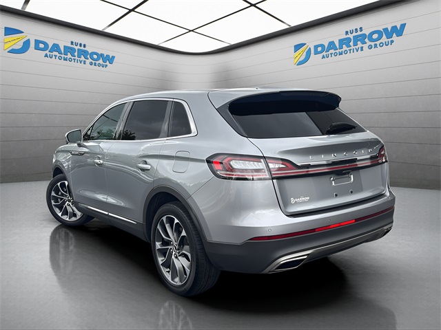 2022 Lincoln Nautilus Reserve Image 7 of 18