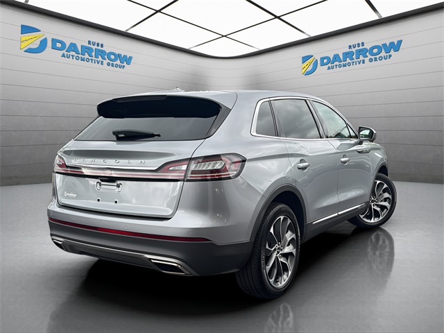 2022 Lincoln Nautilus Reserve Image 5 of 18