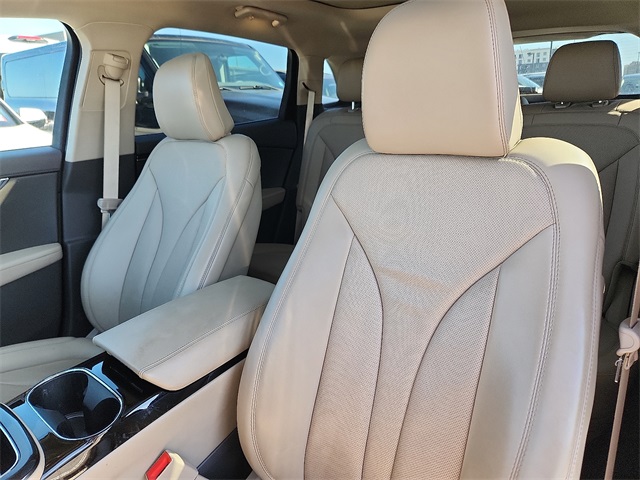 2022 Lincoln Nautilus Reserve Image 11 of 32