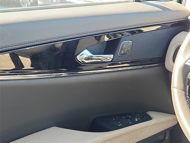 2022 Lincoln Nautilus Reserve Image 28 of 32