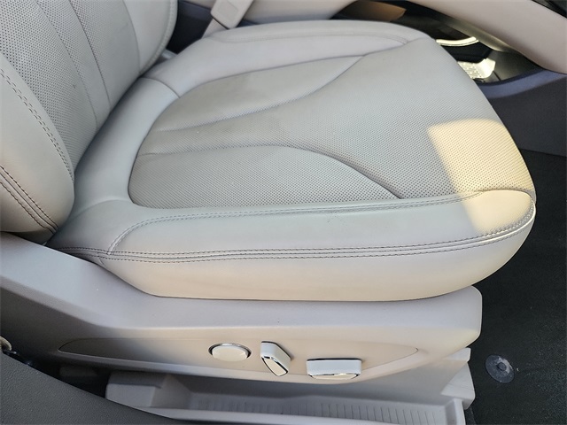 2022 Lincoln Nautilus Reserve Image 25 of 32