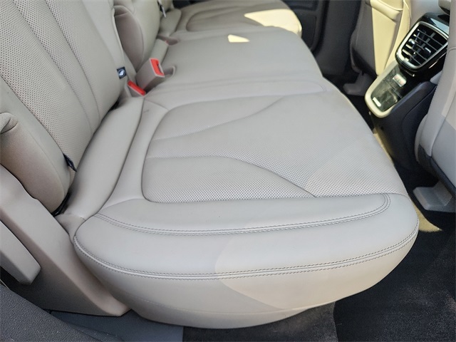 2022 Lincoln Nautilus Reserve Image 14 of 32