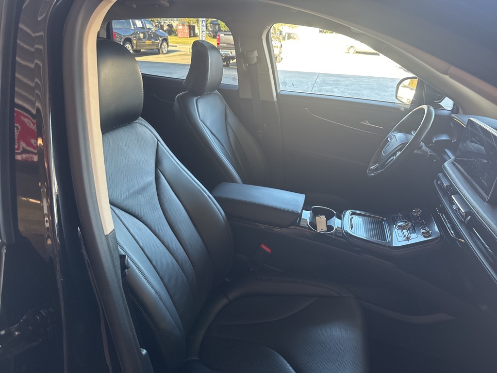 2022 Lincoln Nautilus Reserve Image 11 of 26