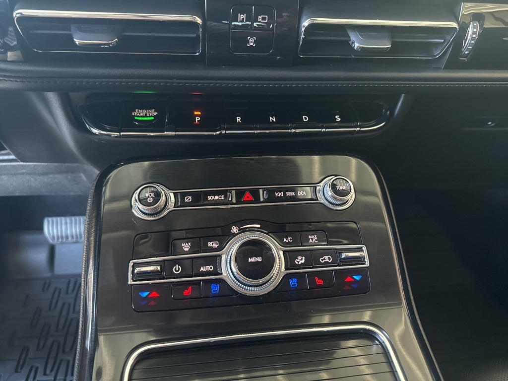 2022 Lincoln Nautilus Reserve Image 23 of 26