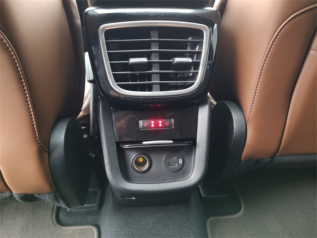 2022 Lincoln Nautilus Reserve Image 25 of 35