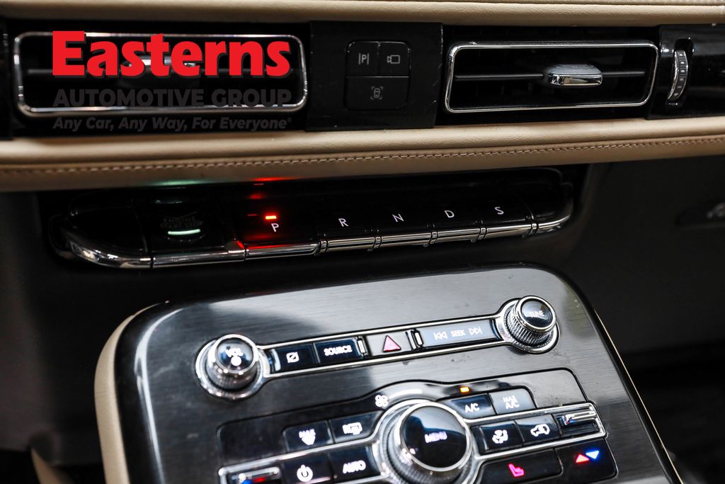 2022 Lincoln Nautilus Standard Image 60 of 65