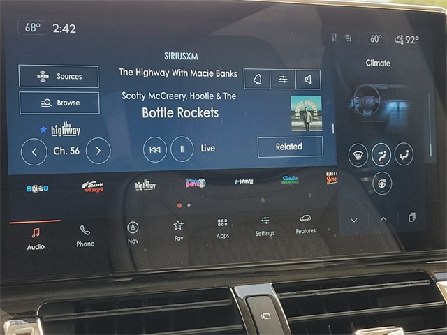 2022 Lincoln Navigator L Black Label Image 17 of 32