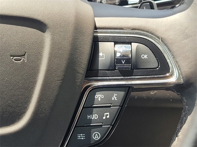 2022 Lincoln Navigator L Black Label Image 22 of 32