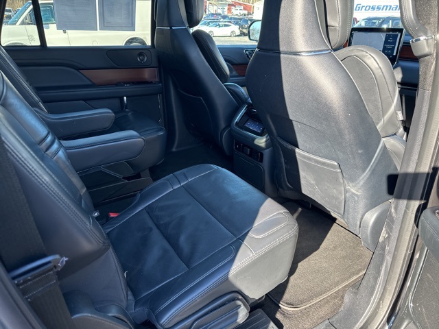 Vehicle image 13 of 36