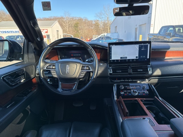 Vehicle image 16 of 36