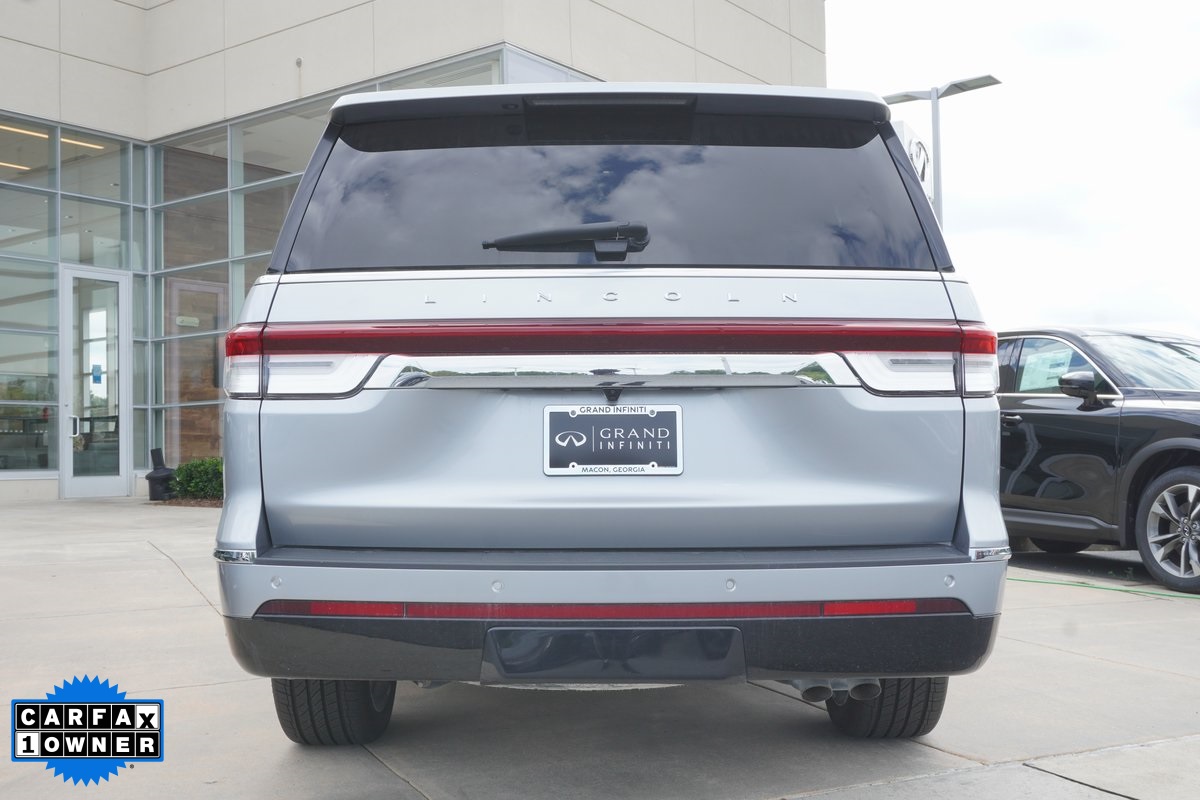 2022 Lincoln Navigator L Reserve Image 7 of 35