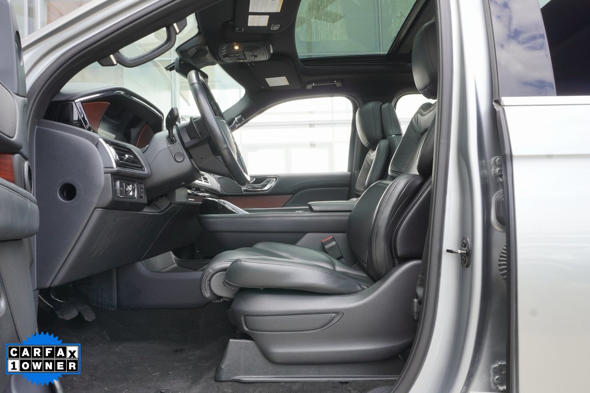 2022 Lincoln Navigator L Reserve Image 12 of 35