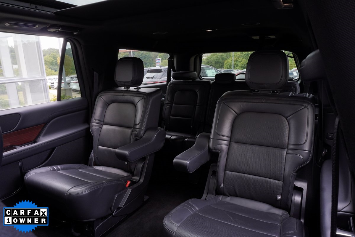2022 Lincoln Navigator L Reserve Image 11 of 35