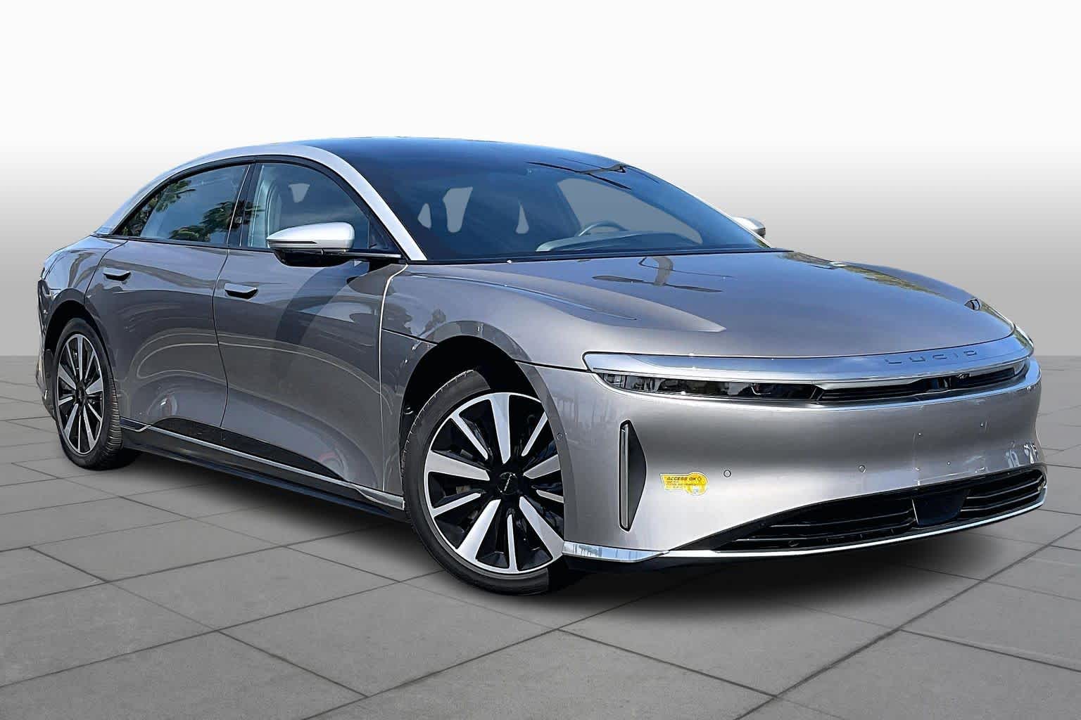 2022 Lucid Air Grand Touring Image 3 of 34