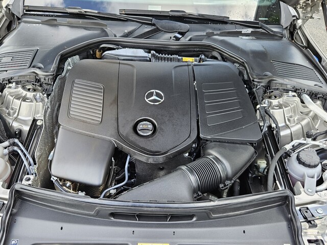Vehicle image 27 of 41
