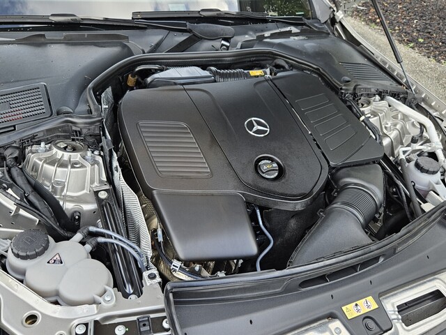 Vehicle image 26 of 41