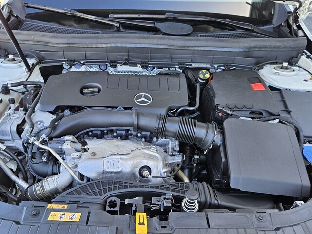 Vehicle image 12 of 40