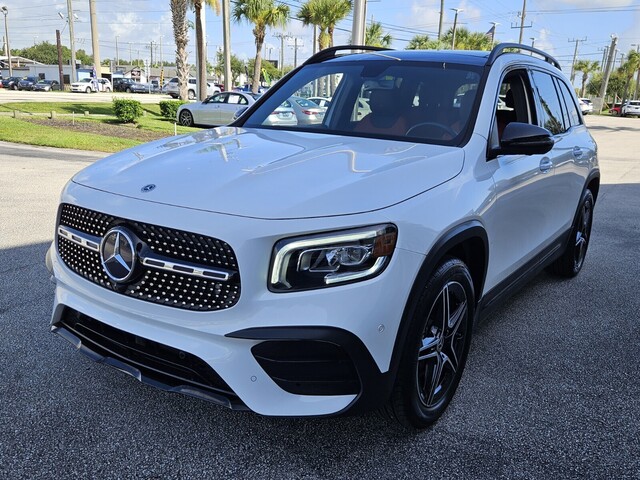 Vehicle image 1 of 40