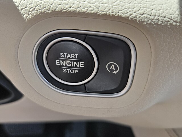 Vehicle image 39 of 43